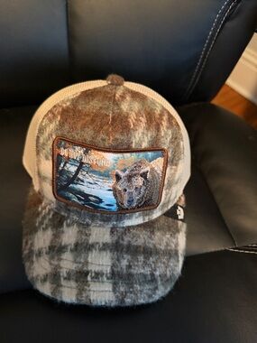 Do Not Disturb Bear Patch Camouflage Trucker Hat - Brown/Green